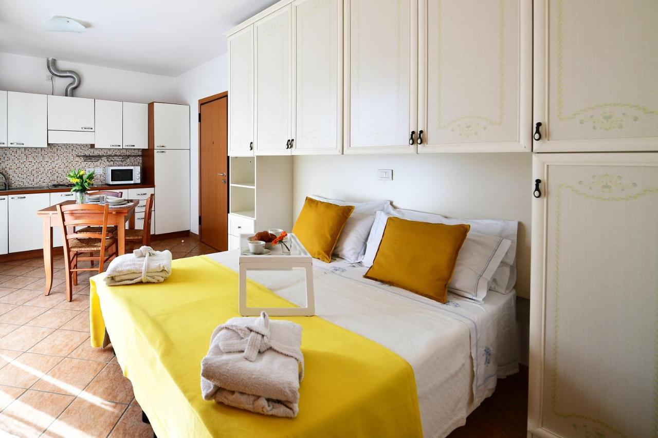 Residence Marlin Riccione Exterior photo