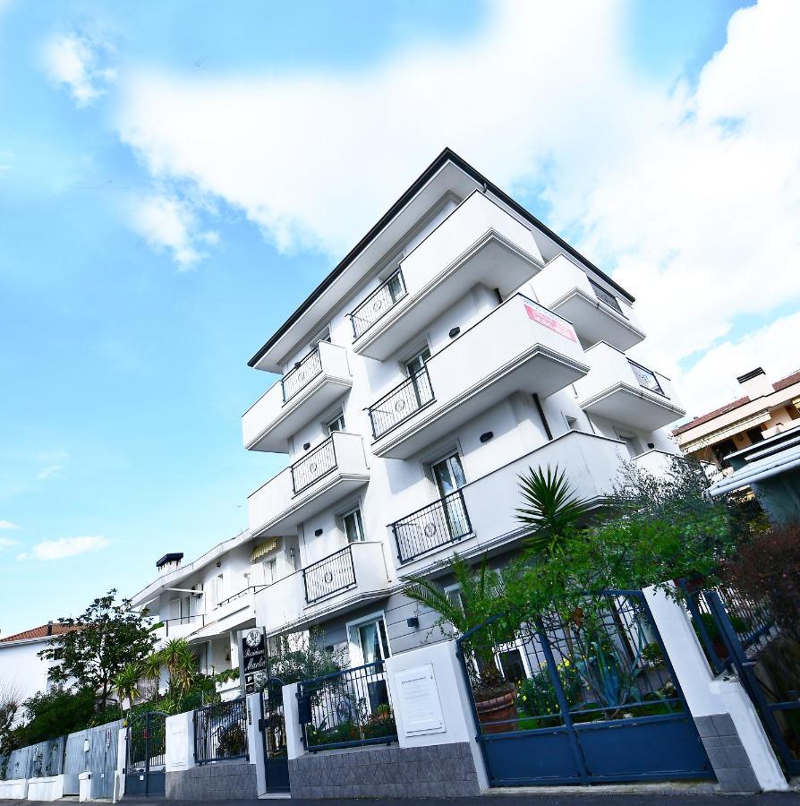 Residence Marlin Riccione Exterior photo