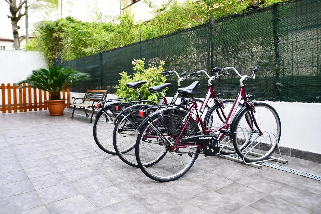 Residence Marlin Riccione Exterior photo