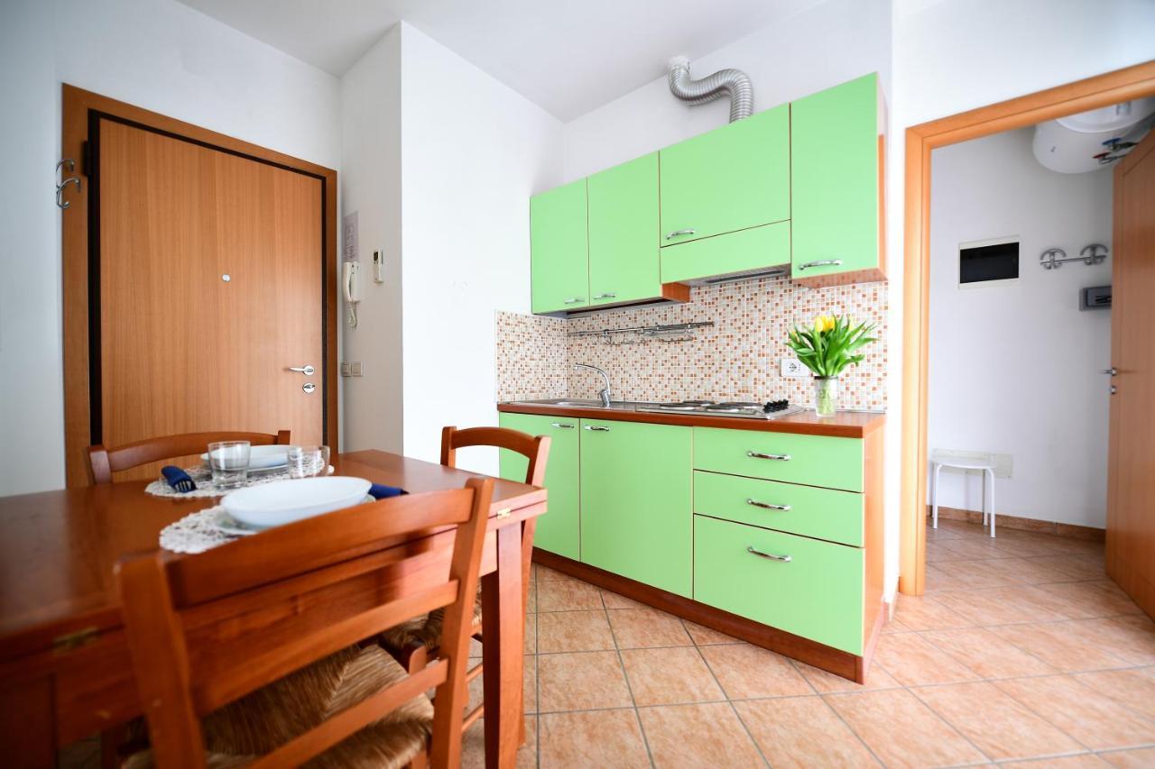 Residence Marlin Riccione Exterior photo