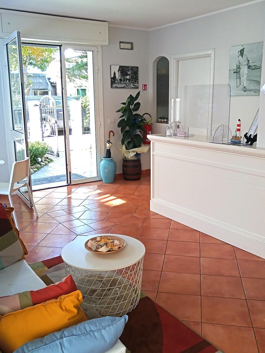Residence Marlin Riccione Exterior photo